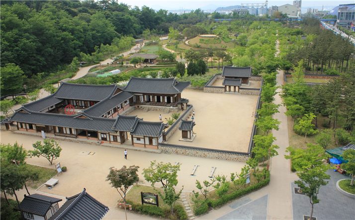 월미공원 양진당