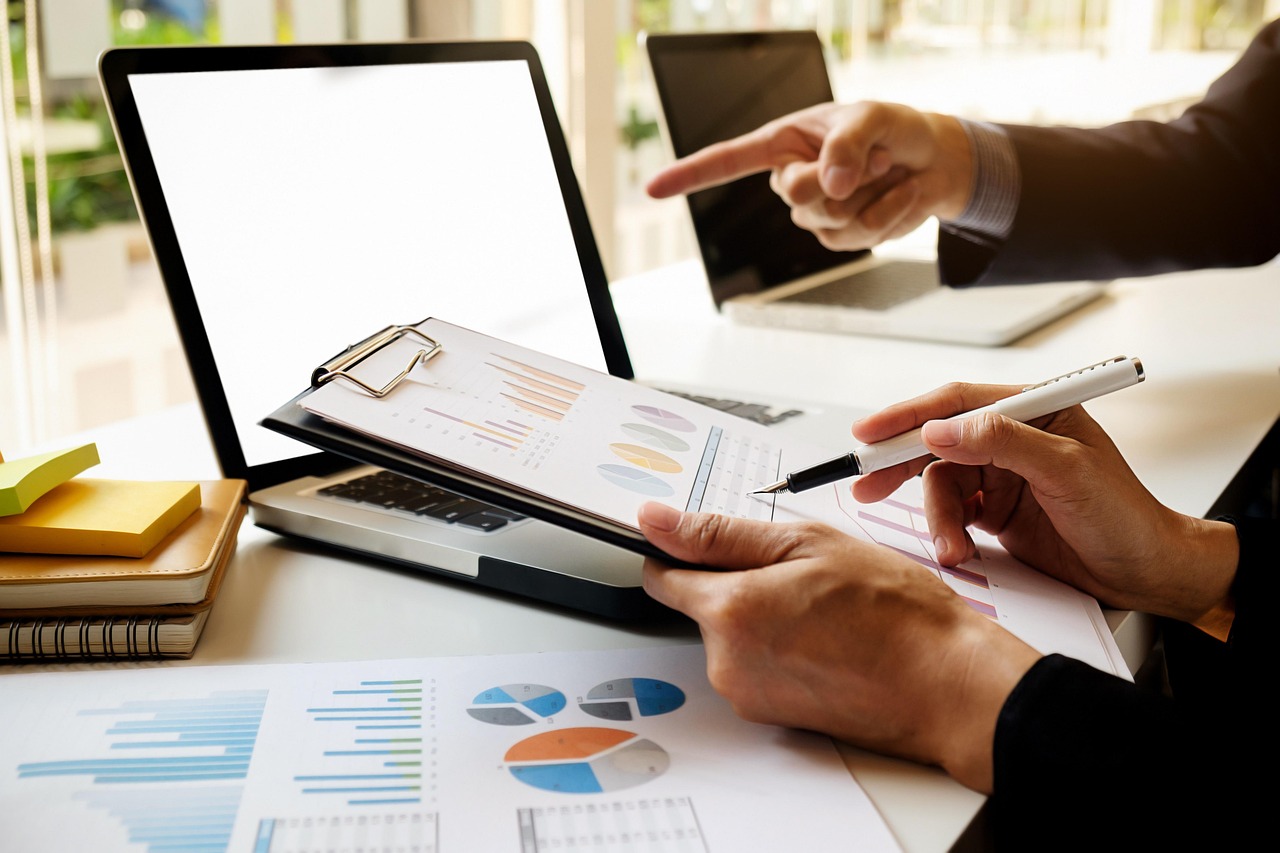 financial report paper