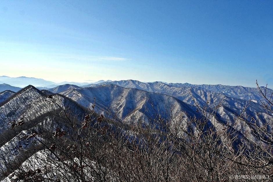황악산 전경