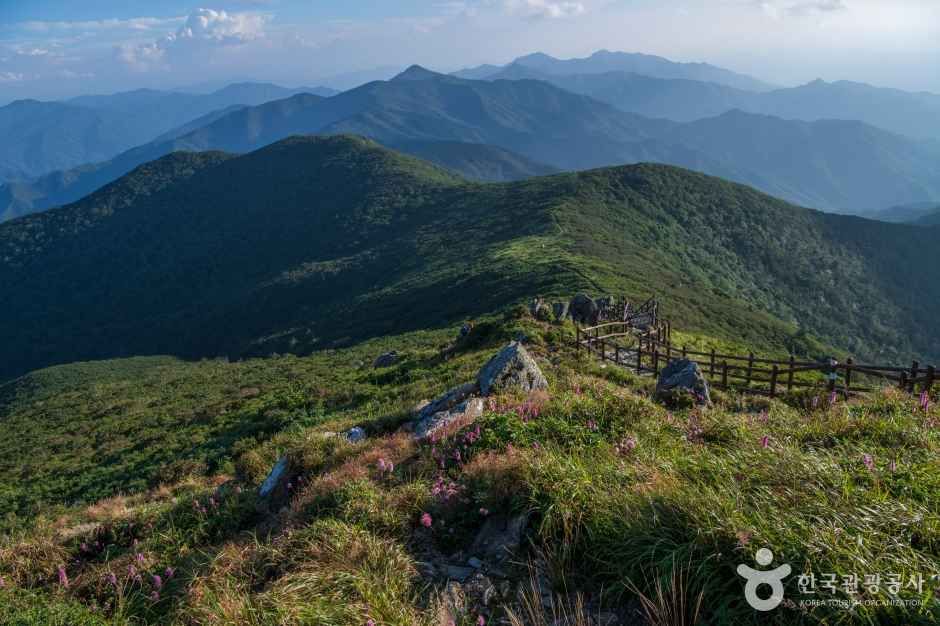 덕유산 전경