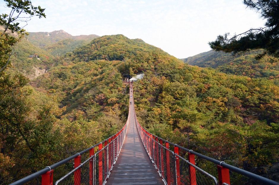 감악산 전경
